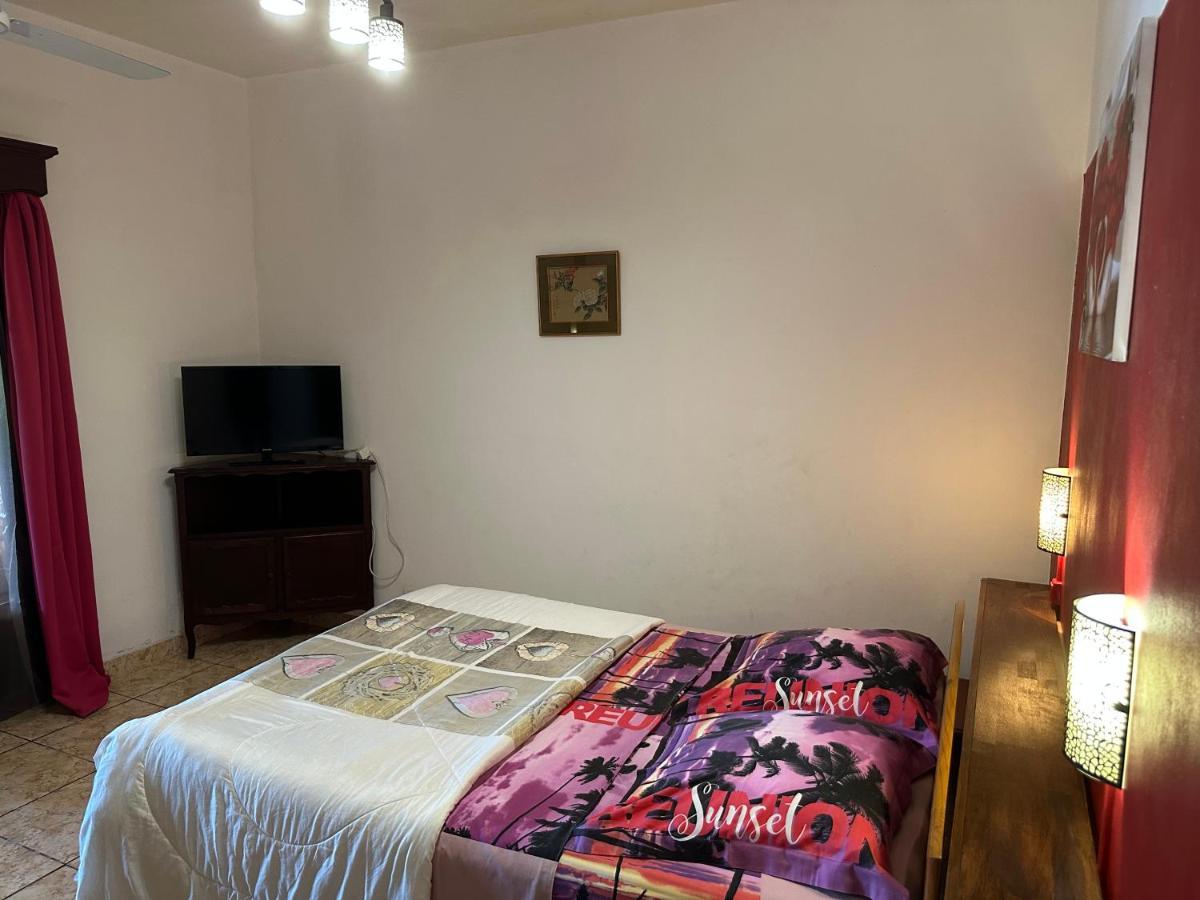 Zoiseaux Pays Bed and Breakfast Saint Pierre Buitenkant foto