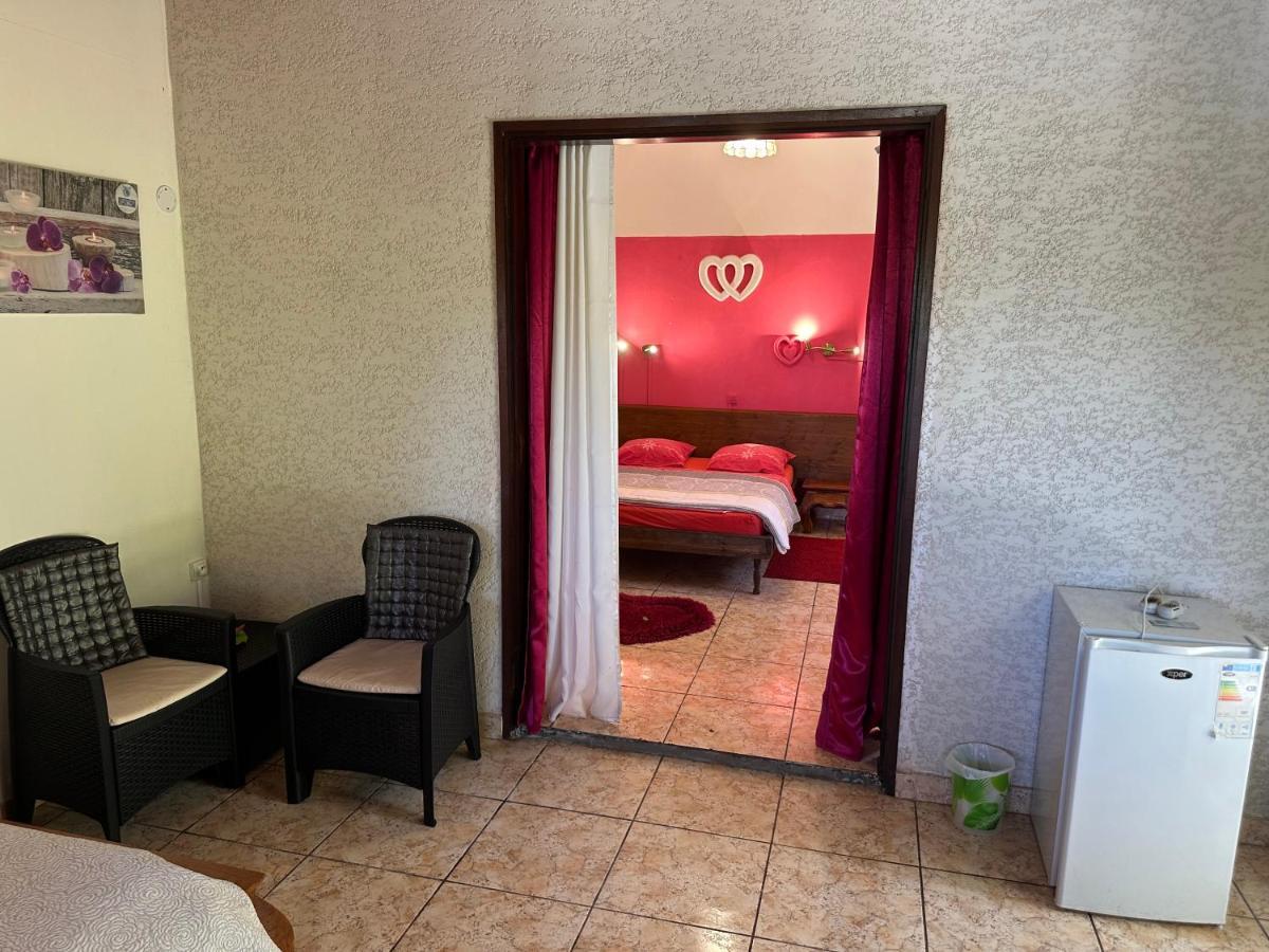 Zoiseaux Pays Bed and Breakfast Saint Pierre Buitenkant foto
